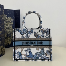 Christian Dior Shopping Bags